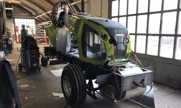 Beplating maken voor trekkertrek tractor