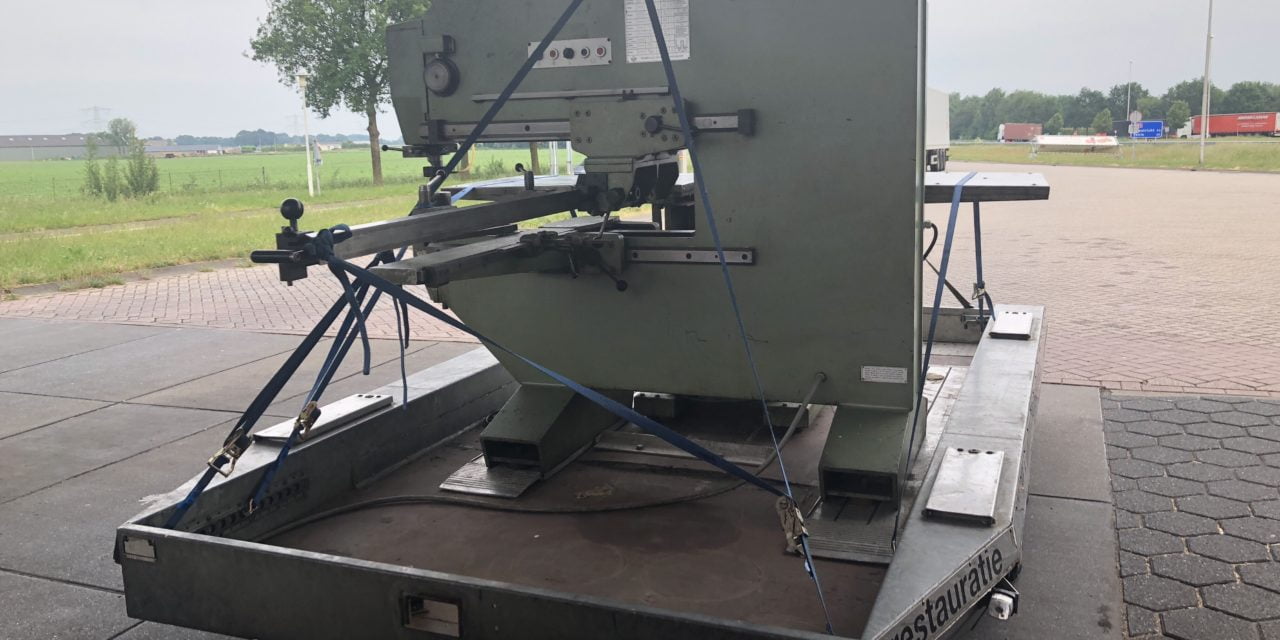 “Nieuwe” machine opgehaald om Louvres mee te maken