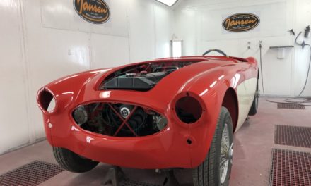 Austin Healey 100 – 6 in de kleur