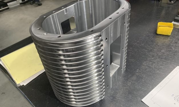 Nieuw huis voor de compressor gemaakt.