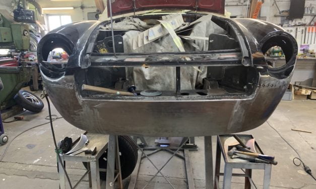 MG B GT aanpassen.