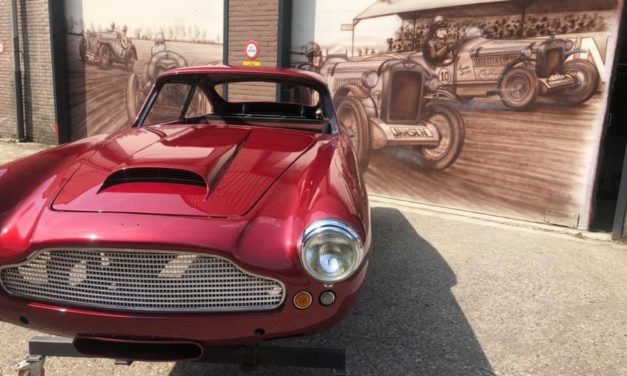 Aston Martin DB4 gespoten!!