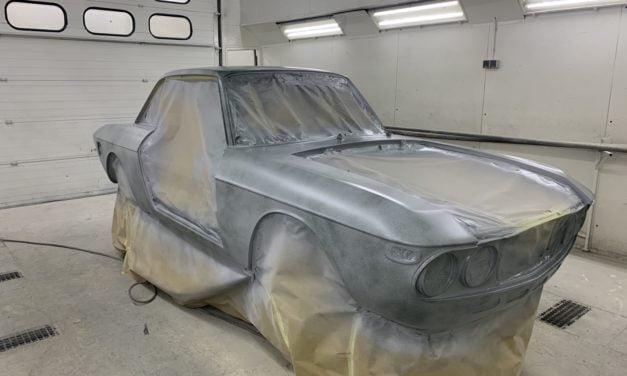 Lancia in de spuitplamuur