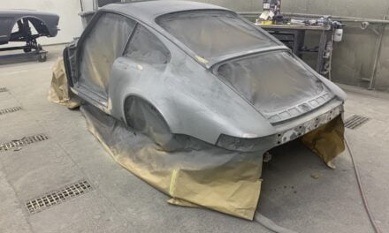 Porsche 911 strakmaken.