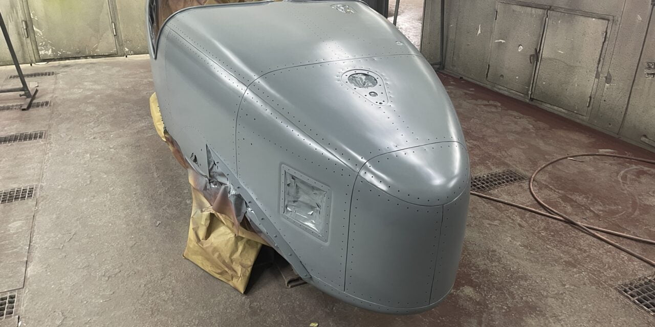 Bentley Bomber Special staat in de kleur.